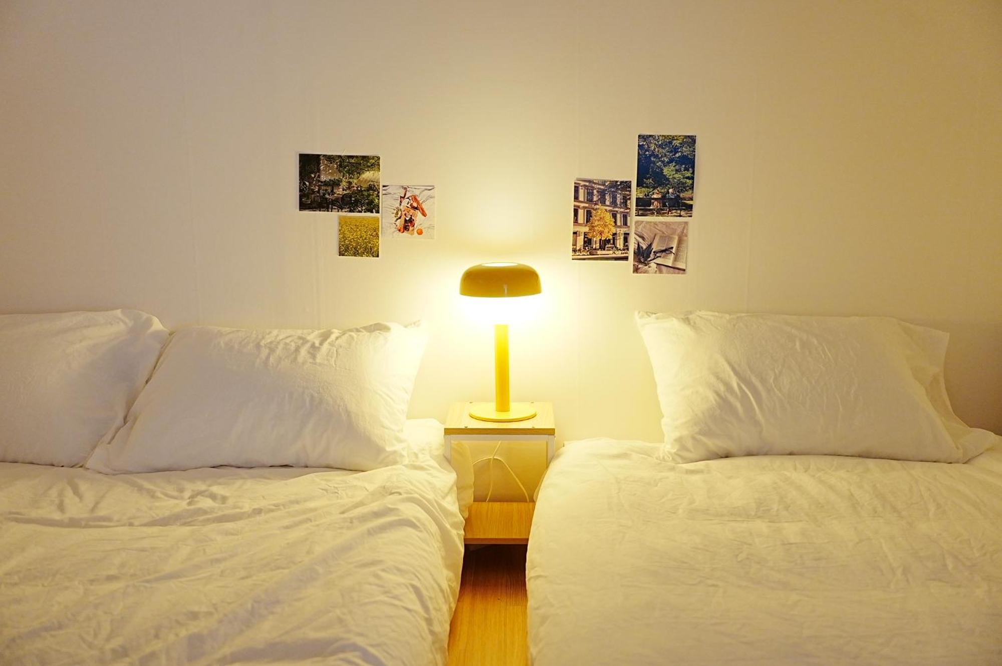 Near Lotte World, Kspo Dome, Coex, Olympic Park, 2 Rooms, 2 Queen Beds, 1 Super Single Bed, 5 People